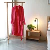 /product-detail/cheap-women-s-bathrobe-flannel-rose-red-women-s-bathrobe-with-pocket-62015890866.html