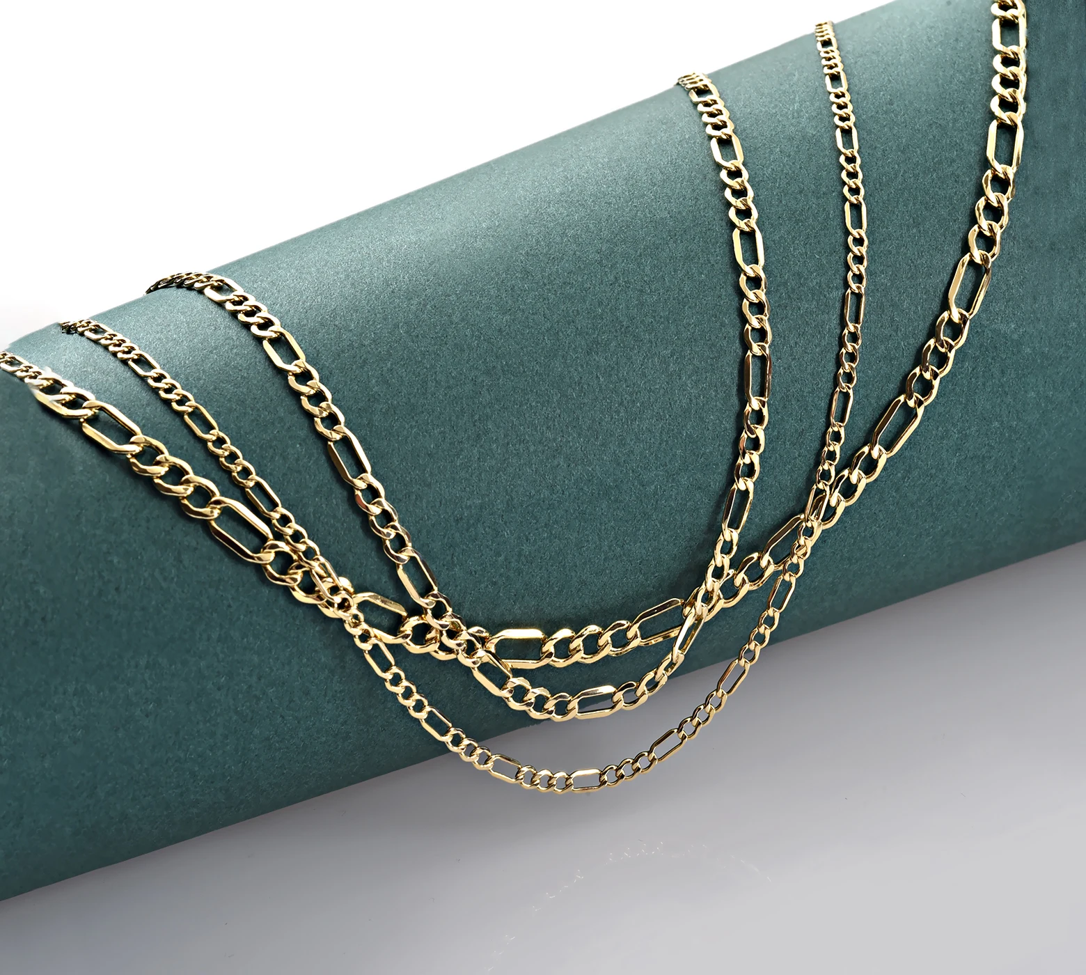 

FIGARO Gold Filled Chain Collection / Customizable Width 2.8mm 3.7mm 4.7mm 5.2mm / Customizable Length 18, 20, 22, 24, 30 Inches