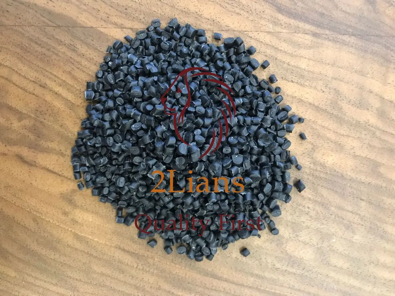 PP-Black-Recycled-Pellet-2.jpg