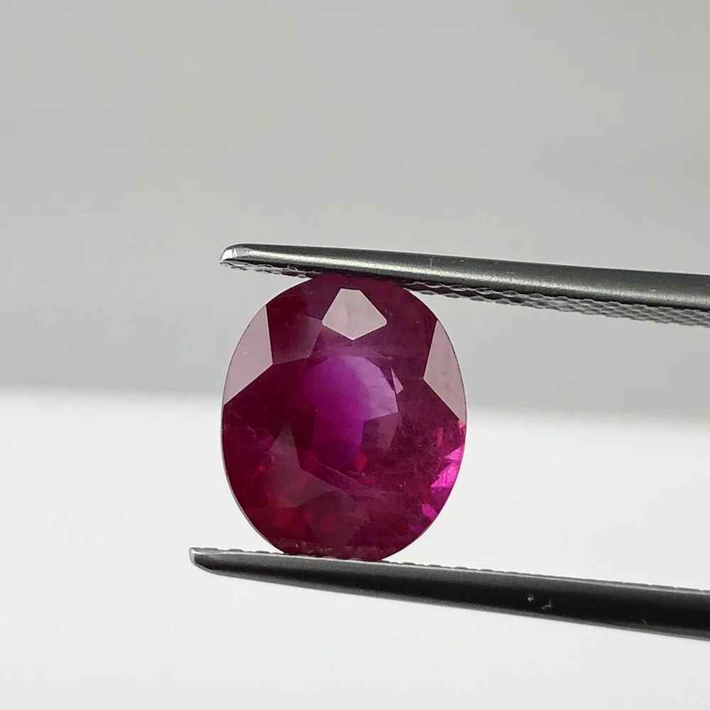 best pigeon blood certified burma oval 3 cts top natural ruby