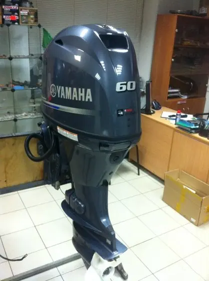 
Yamahas 60HP 4 stroke outboard motor / boat engine 