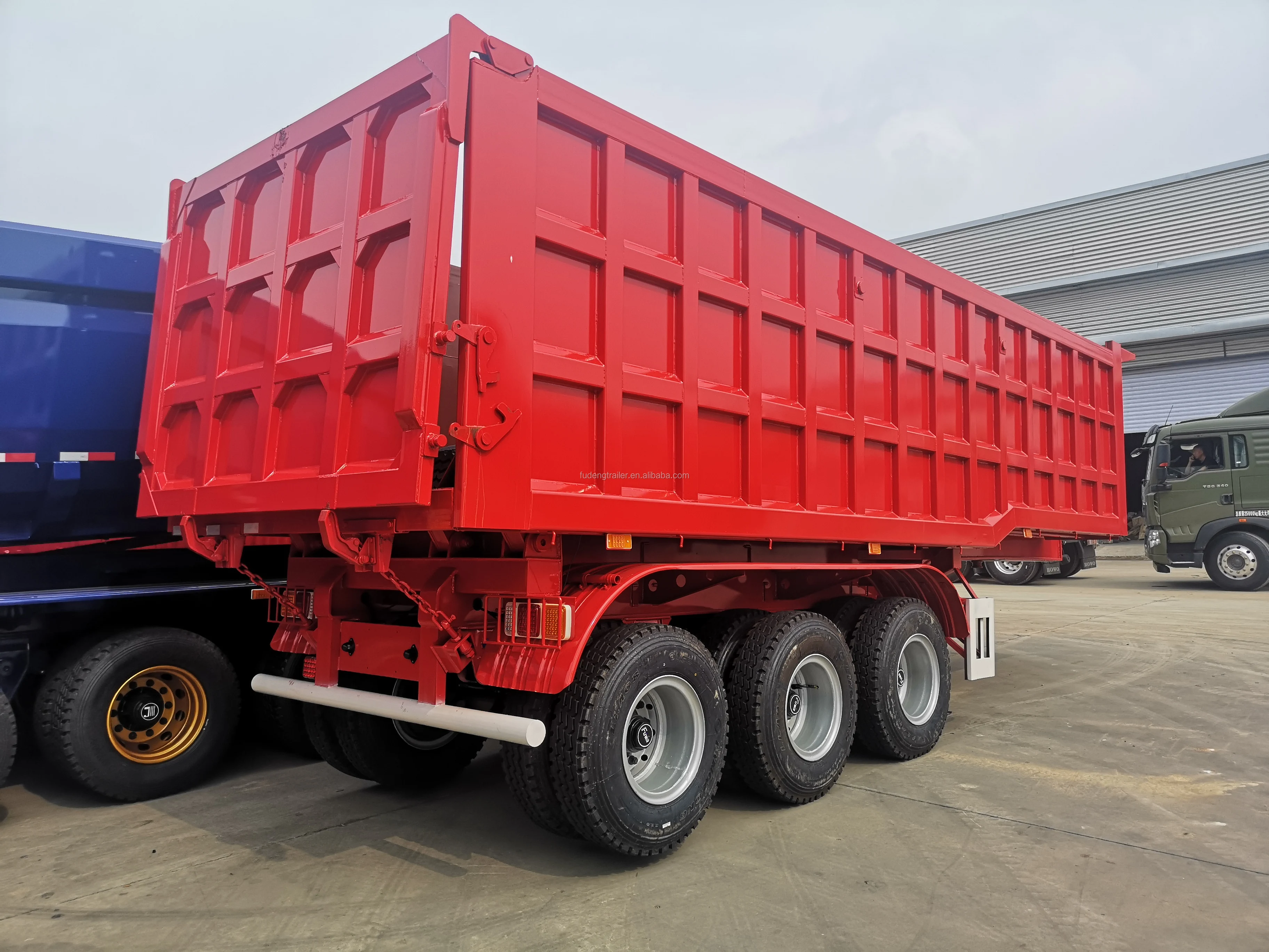 3轴 40ton 50ton 定制 28-30 立方米后转储半挂车出售