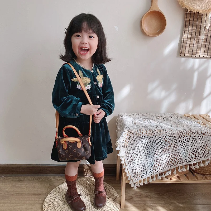 

Children's Mini Handbag Cute Plush winter Clutch Crossbody Bag for Kid Girl Princess Shoulder Bag Baby Purses and Handbags Gift