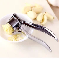 

Promotion zinc alloy manual garlic press crusher garlic chopper machine twisting and smashing garlic kitchen tools