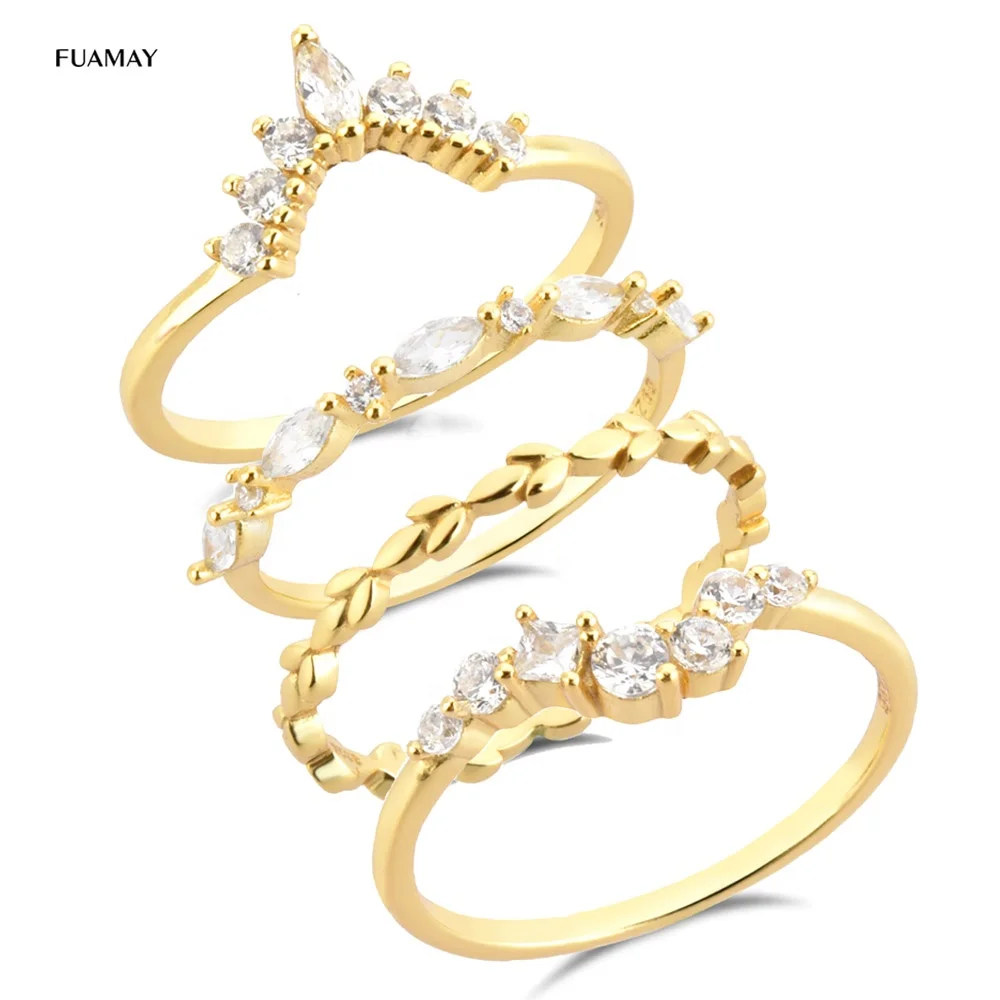 

FUAMAY Unique Promise Diamond Wedding Curved Ring CZ Gold Rings Minimalist Bohemian Pave Rings Set in 18K Gold Plating