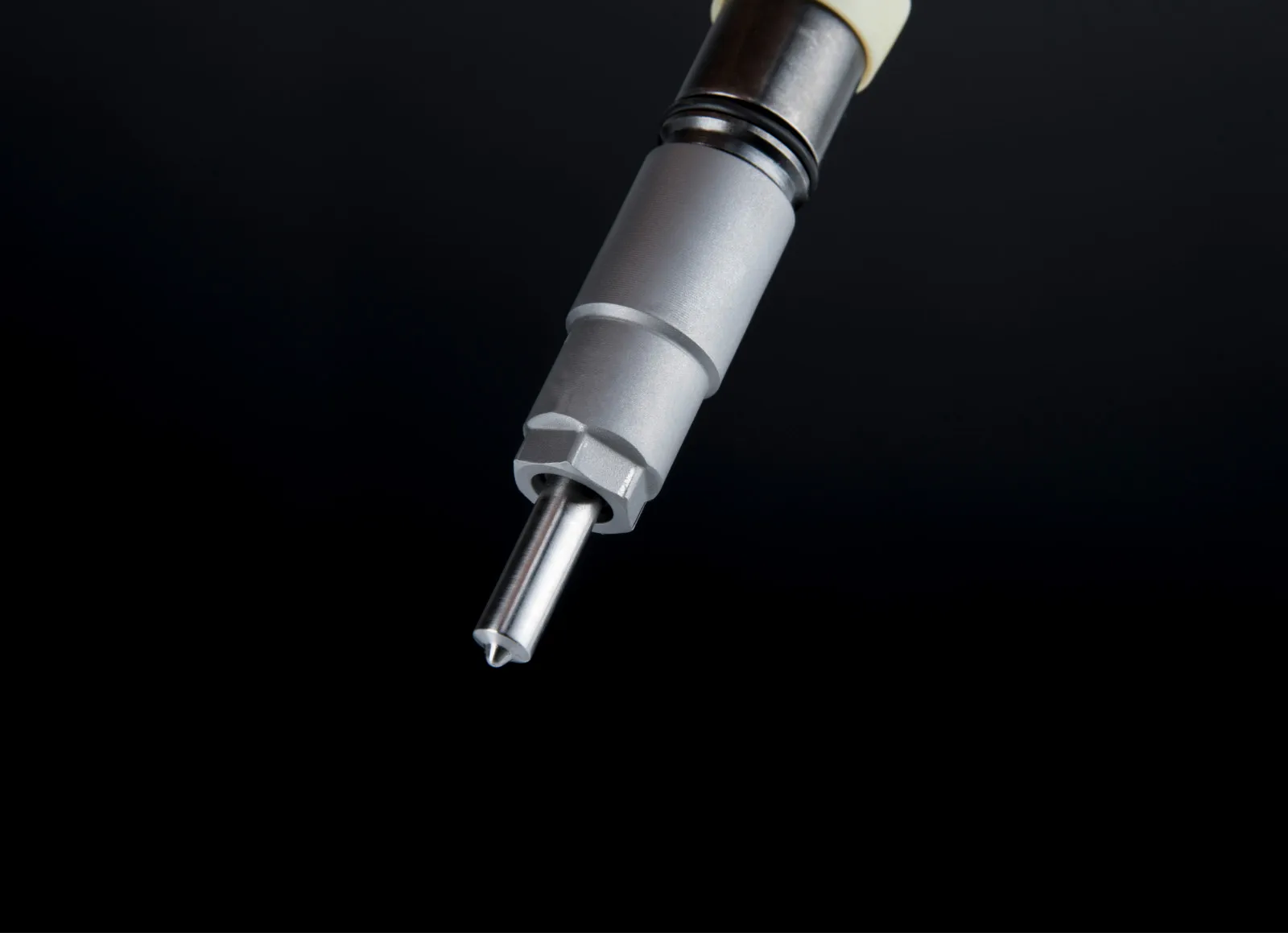 Genuine And New Fuel Injector 0445120302 0445120303 0986435646 Detroit