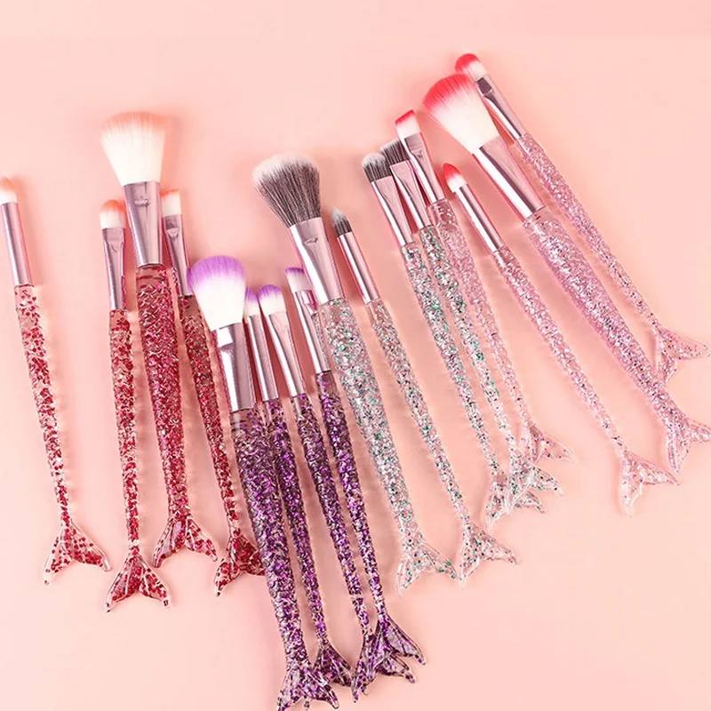 

Promotion Cosmetic Brush 4pcs Glitter Mermaid Tail Brush Eye Shadow Detail Brush Brochas De Sirena