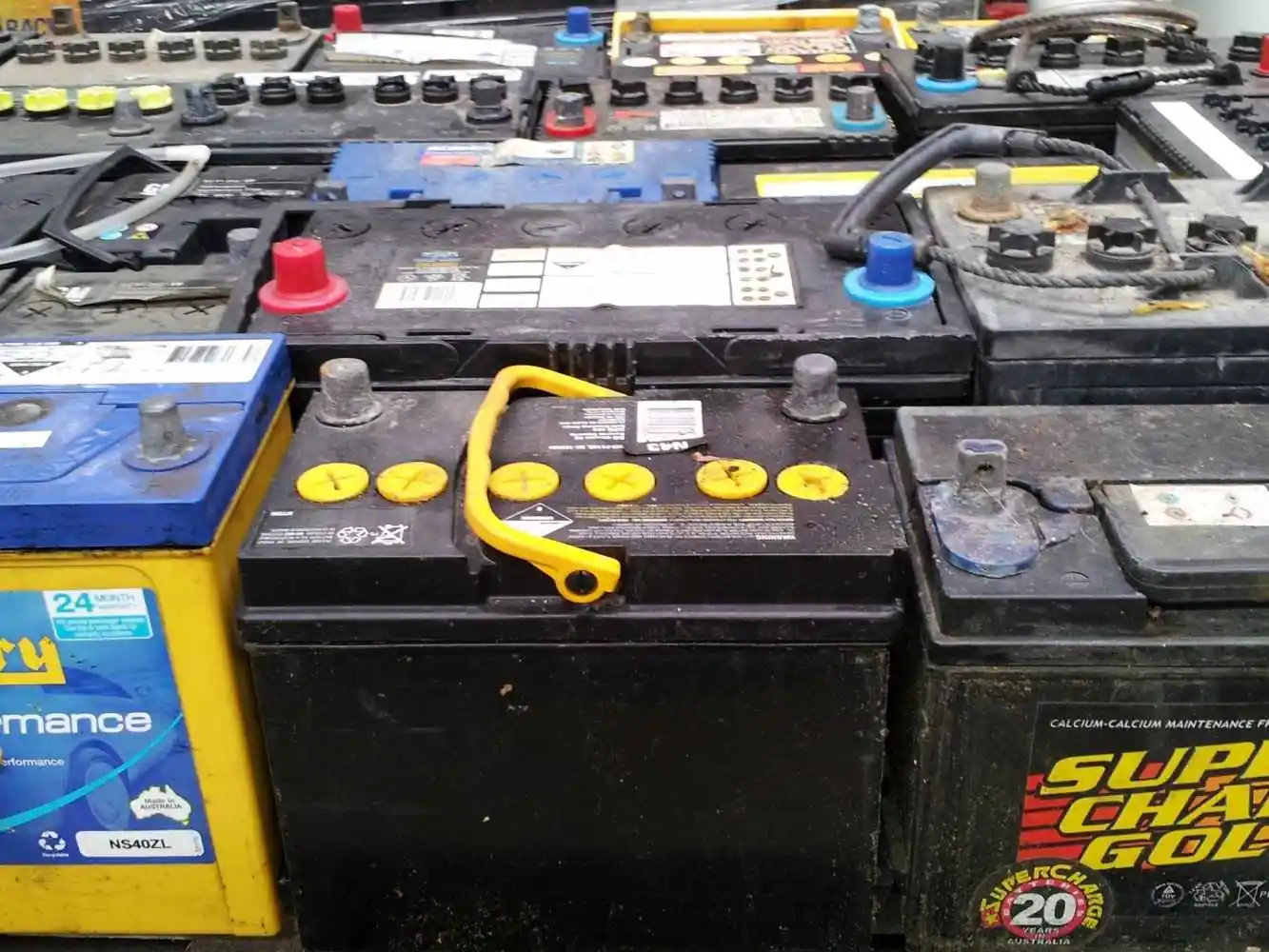 
Lead battery scrap/Used Car Battery Scrap/Drained Lead-Acid Battery Available in EU 
