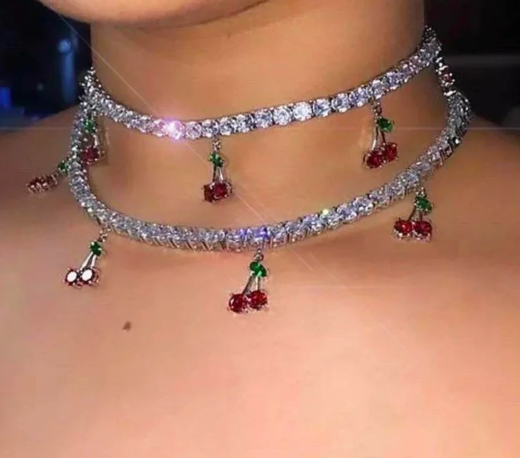 

jjialin jewelry 2020ins cherry rhinestone flash diamond blossom single row diamond choker necklace