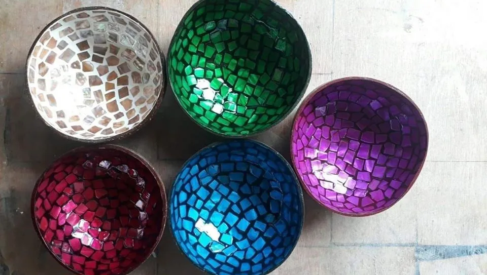 
Coconut Shell Bowl with Lacquer Cheap Price Fancy Design 