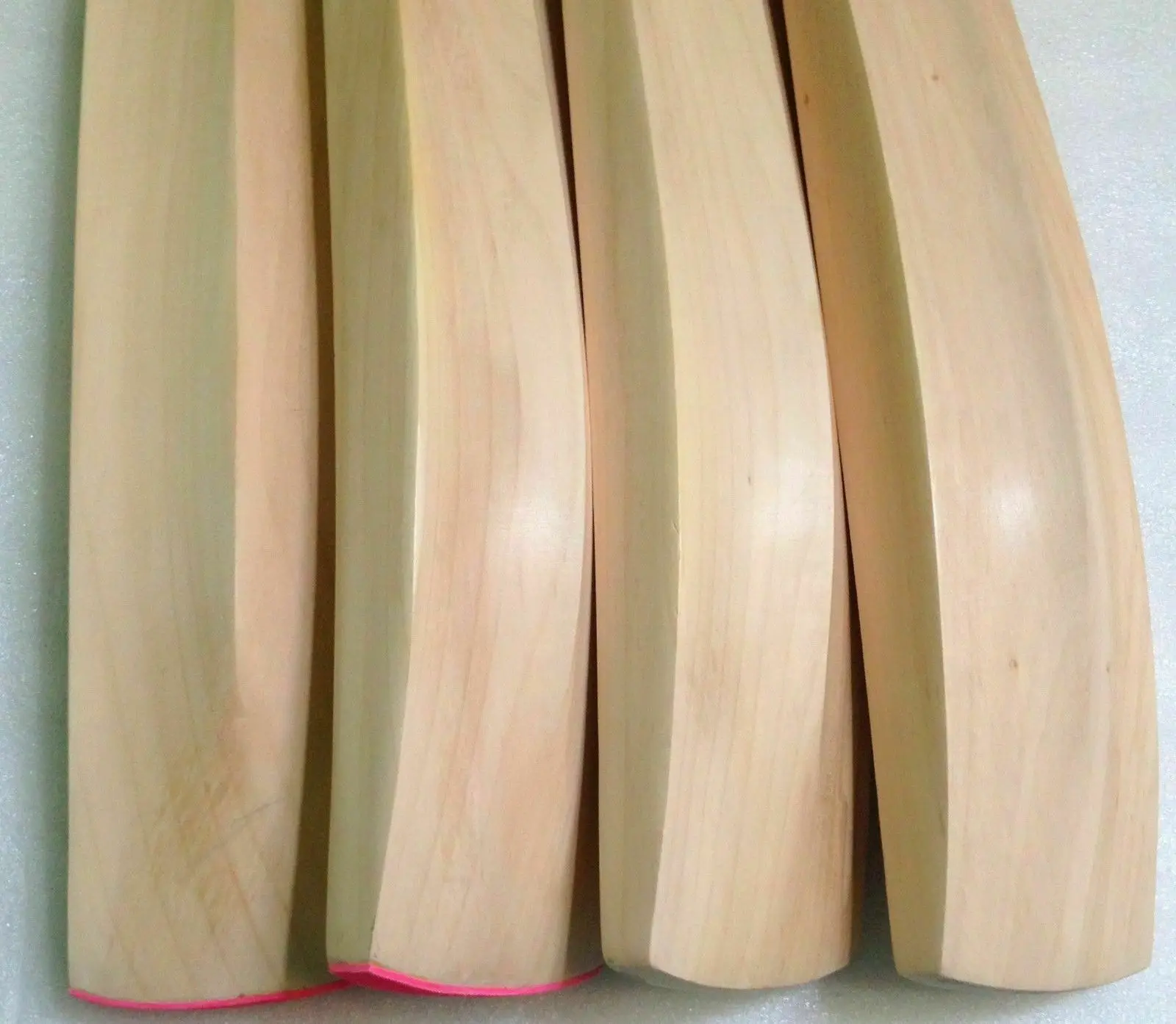 
Cricket bat English Willow Cricket Bats Grade 1+ Willow Best Quality 8-12 Straight Grains 