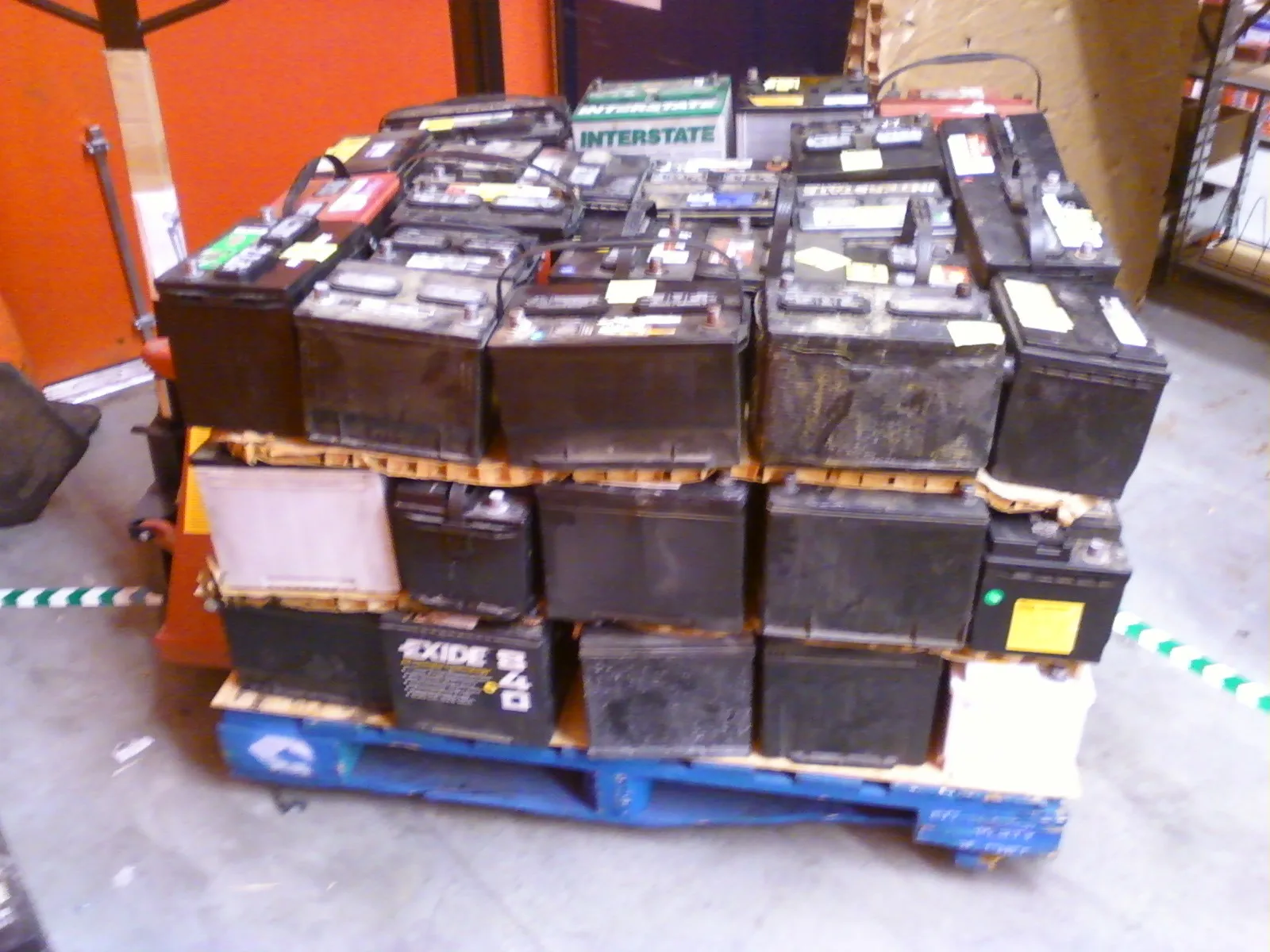 
Lead battery scrap/Used Car Battery Scrap/Drained Lead-Acid Battery Available in EU 