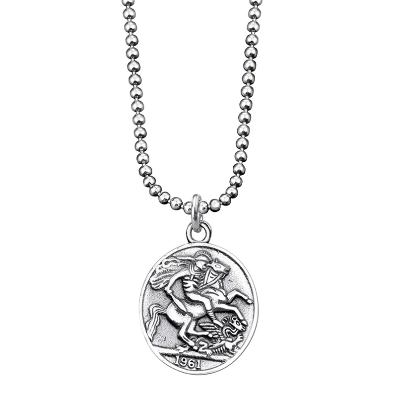 

Fukarni Wholesales Retro Silver Coin Pendants Two-sided Avatar and Knight Antique Silver Plated Pendant Necklace Beaded TN012